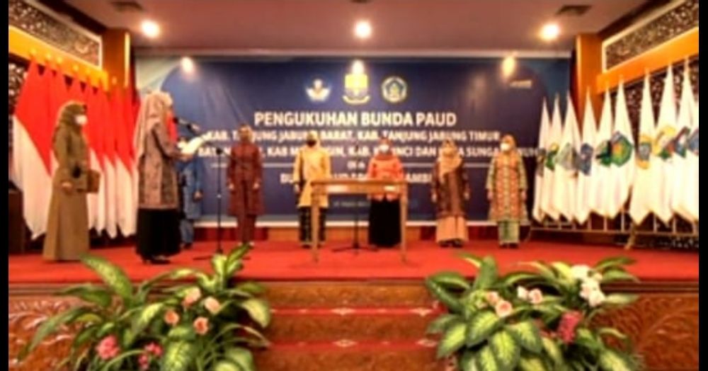 Pengukuhan Bunda PAUD emam kabupaten/kota di provinsi Jambi