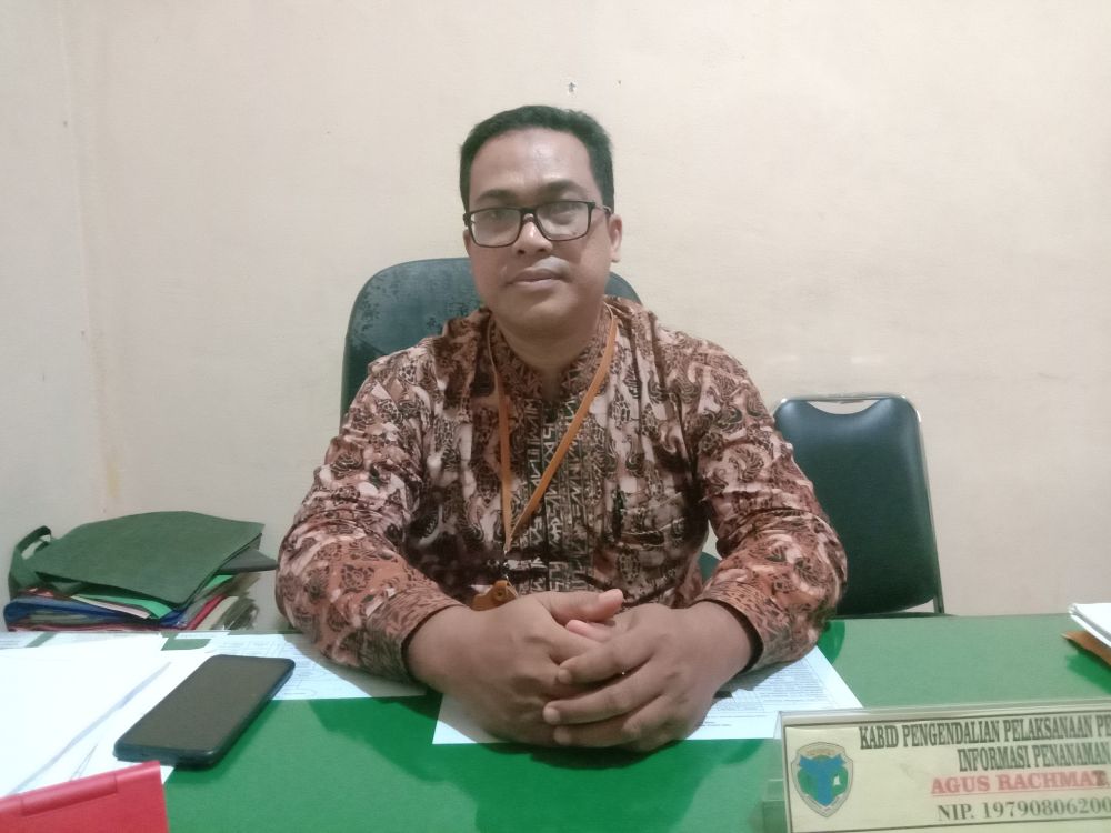 Kepala Bidang Pengendalian Pelaksanaan Penanaman Modal dan Informasi Penanaman Modal DPMPTSP Batanghari, Agus Rachmat, SE.ME....