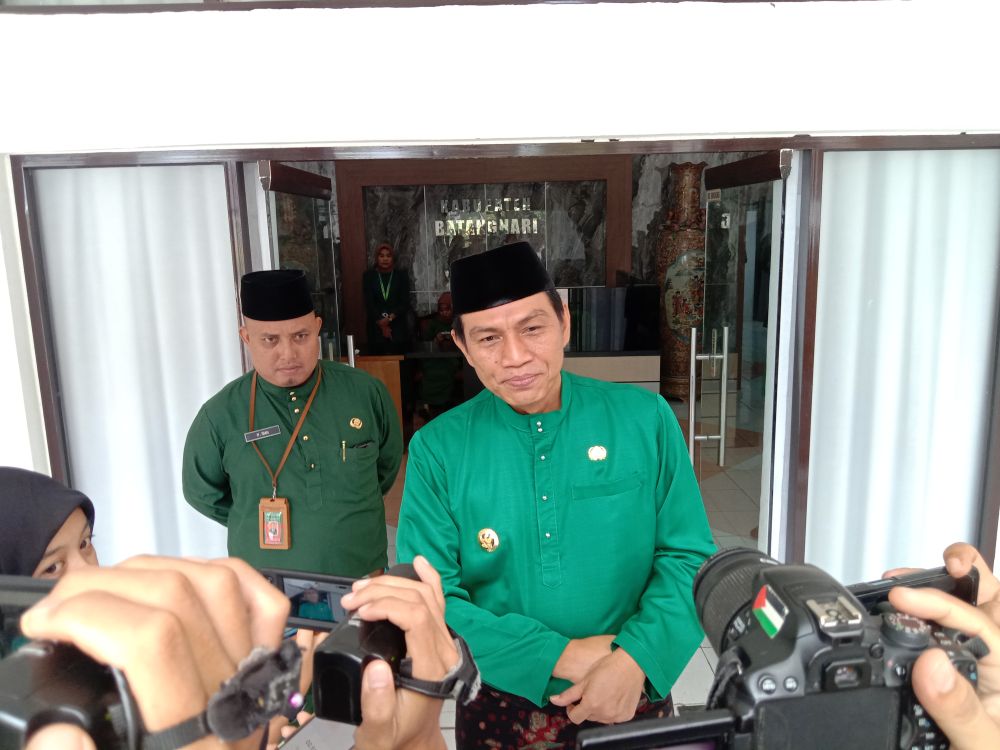 Bupati Batanghari, Muhammad Fadhil Arief, SE saat dikonfirmasi media kemarin...