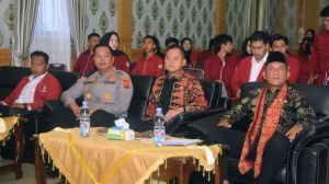 H Hurmin Hadiri Pengukuhan Pengurus GMS  
