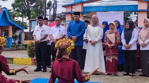  Bupati M. Syukur Haru dan Bangga, Sang Putra Turut Wisuda Tahfidz di SMPN 1 Merangin