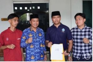 Wakili Pimpinan, Sekwan DPRD Batang Hari Terima Aspirasi Warga Desa Sungai Buluh