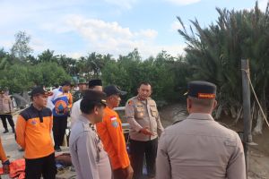  Kapolres Turun Langsung, Tim SAR Berpacu dengan Waktu Cari Dua Korban Hilang di Sungai Pengabuan