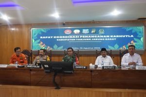  Wakapolda Jambi Pimpin Penguatan Karhutla di Tanjab Barat, Semua Unsur Diminta Siaga