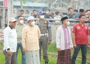 Bupati Anwar Sadat Tinjau Lokasi Kebakaran di Tungkal Harapan, 4 Bangunan Ludes Dilalap Api 